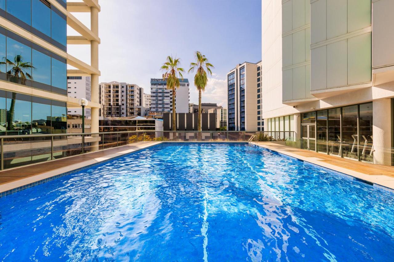 Amora Hotel Бризбейн Екстериор снимка The pool at the Emporium Hotel South Bank