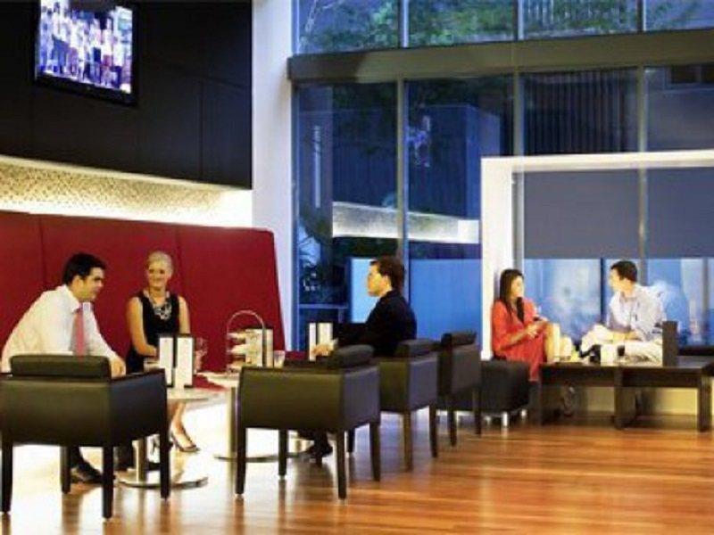 Amora Hotel Бризбейн Интериор снимка The lounge at the airport
