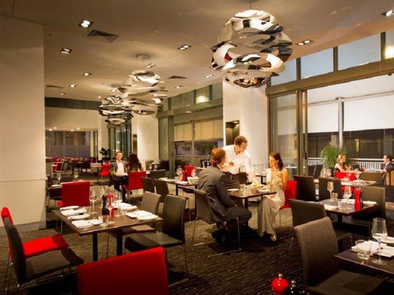 Amora Hotel Бризбейн Екстериор снимка The interior of the restaurant
