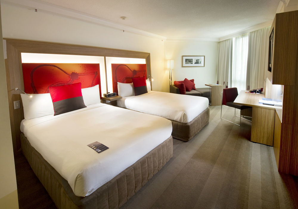 Amora Hotel Бризбейн Екстериор снимка A room at the hotel
